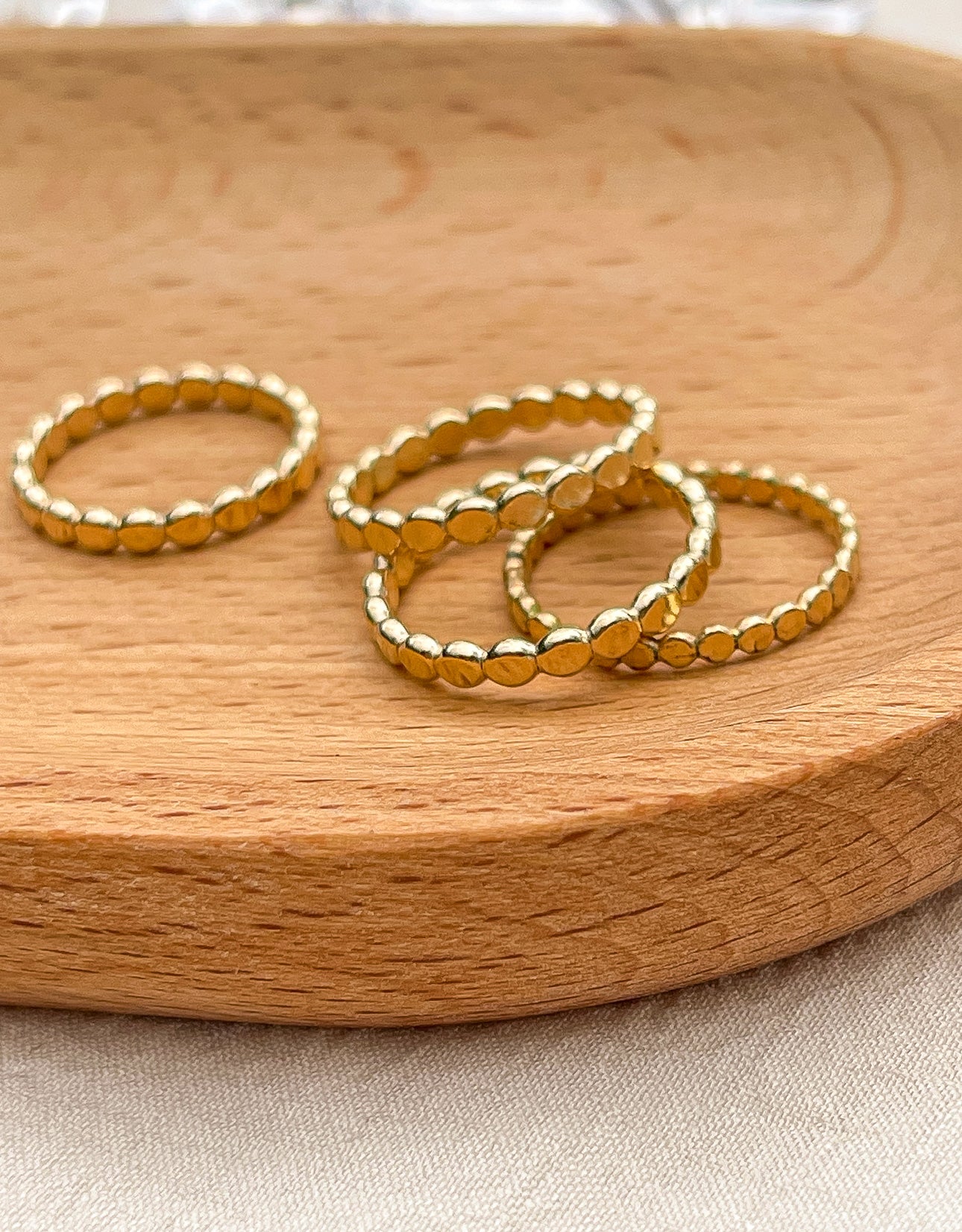 Dot Ring